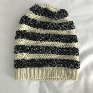 Anthropologie black and white beanie